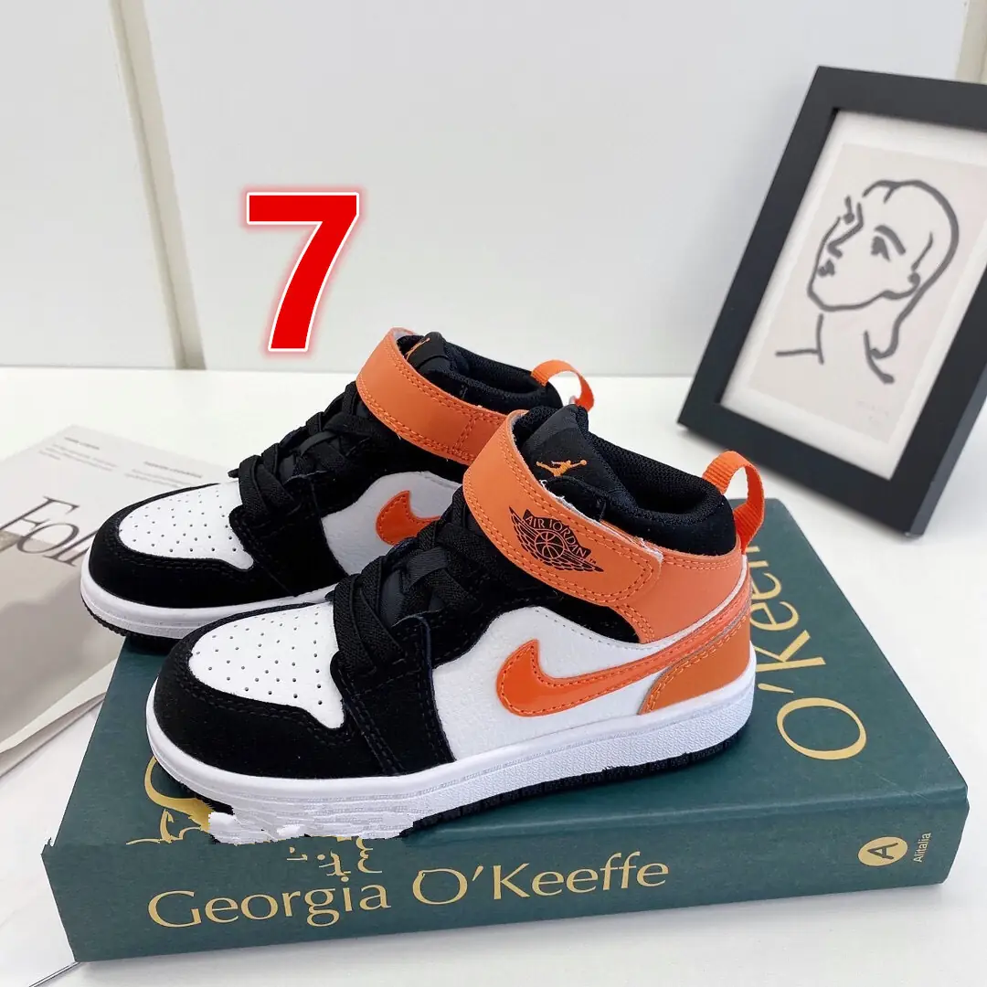 V1477-252.76💴37.6$NIKE gallery