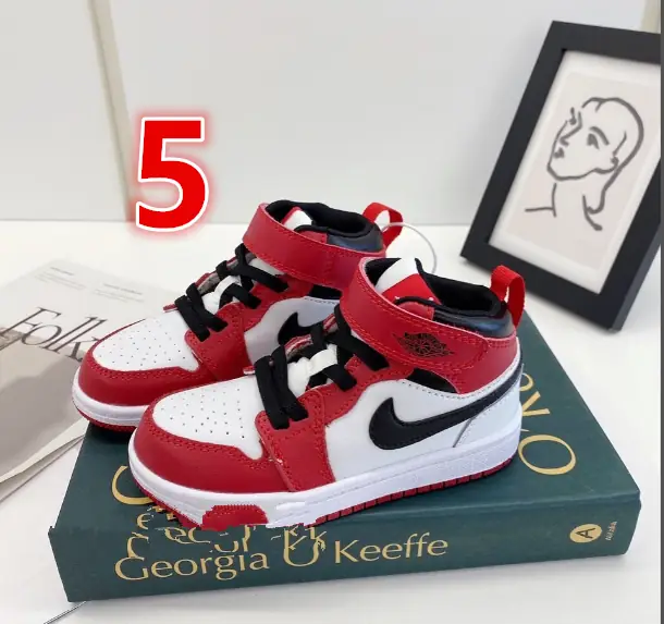 V1477-252.76💴37.6$NIKE gallery