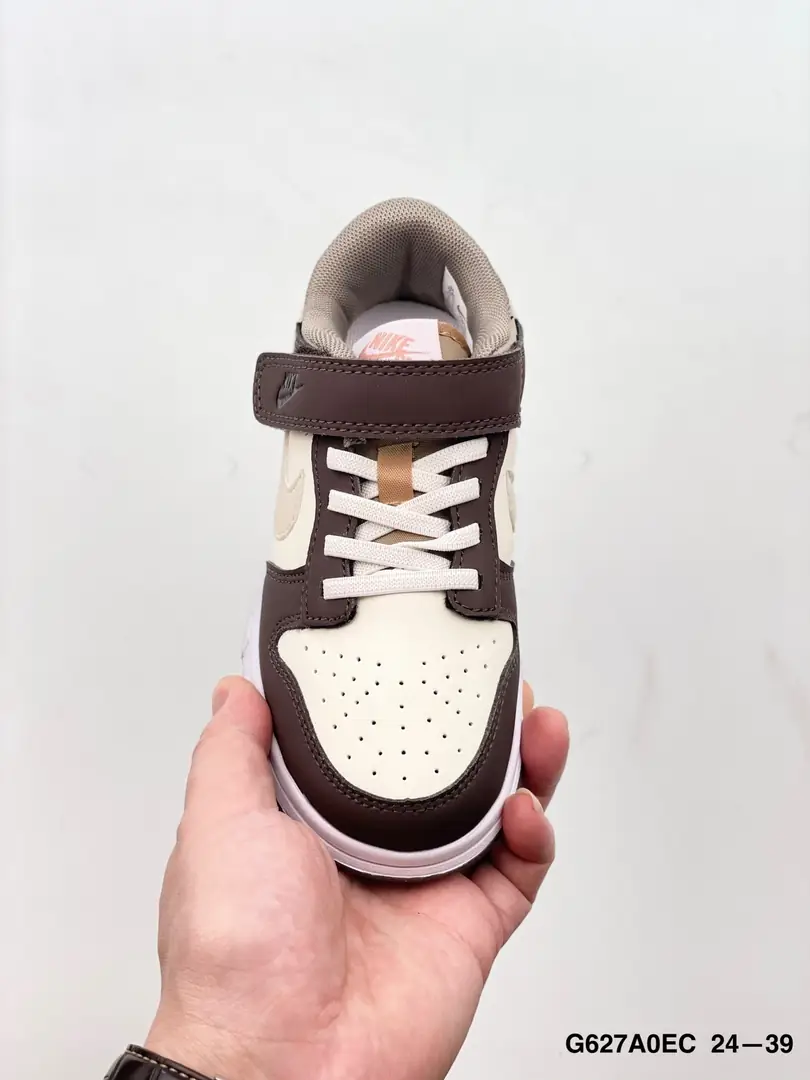 V1501-256.66💴36.66$Nike gallery