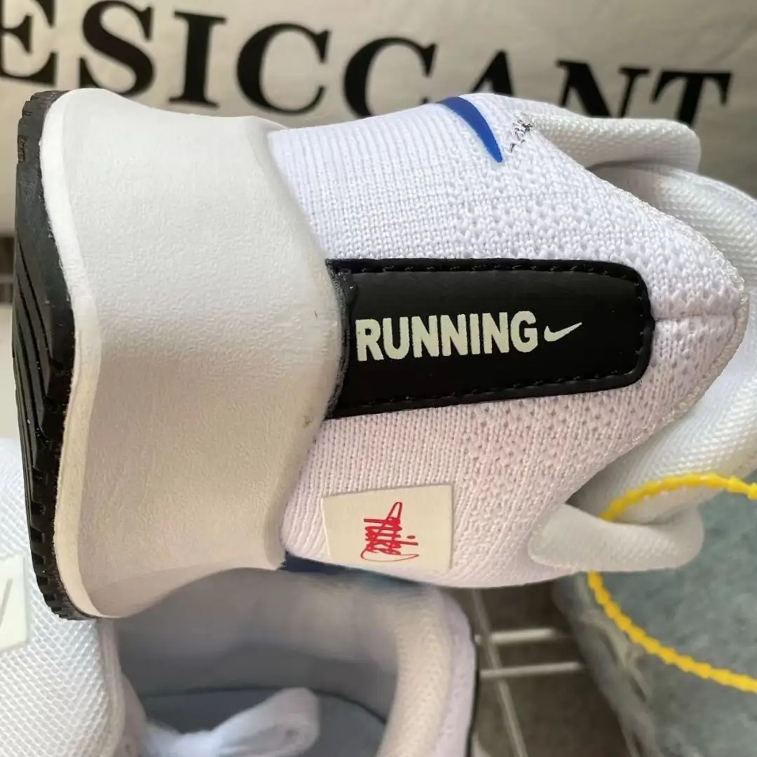 V1529-206.22💴29.02$nike gallery