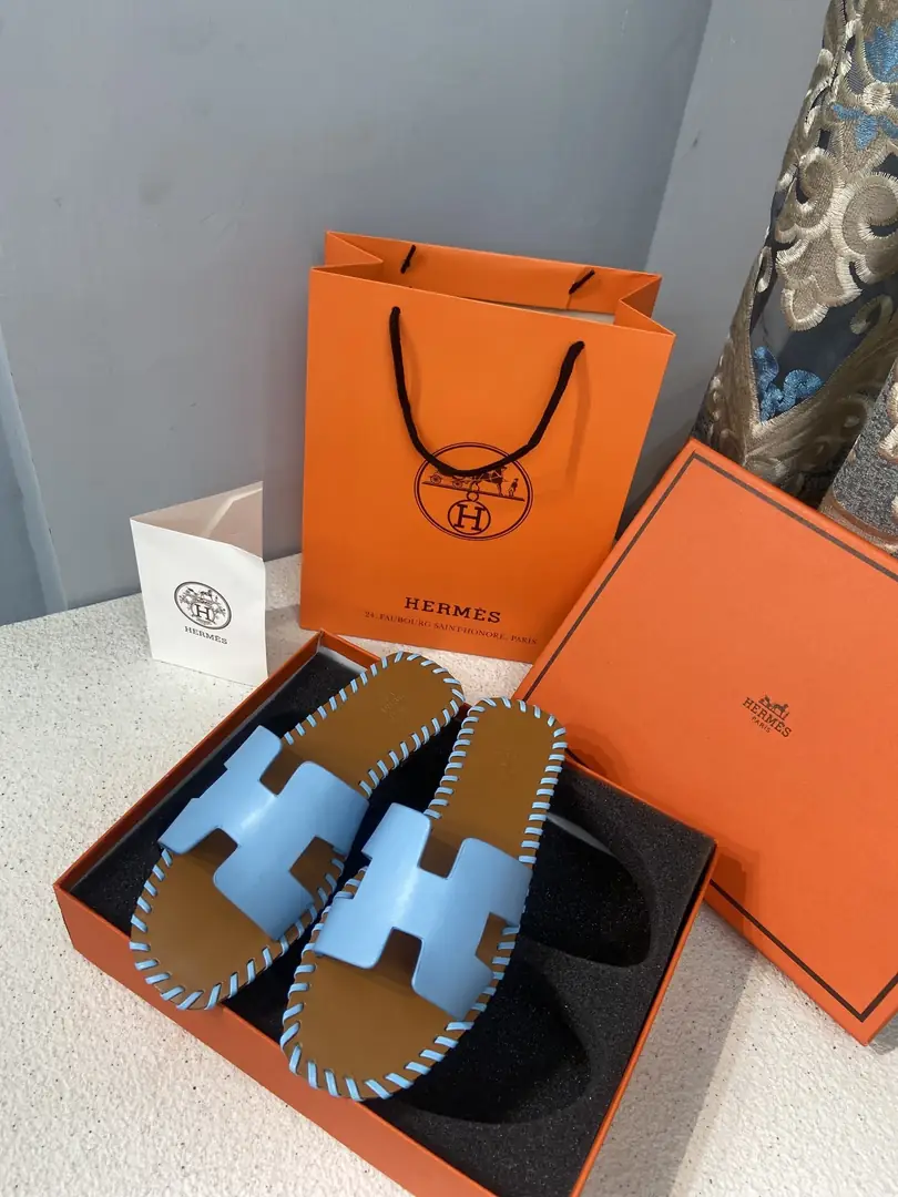 V2301-245.2💴36.06$Hermes gallery