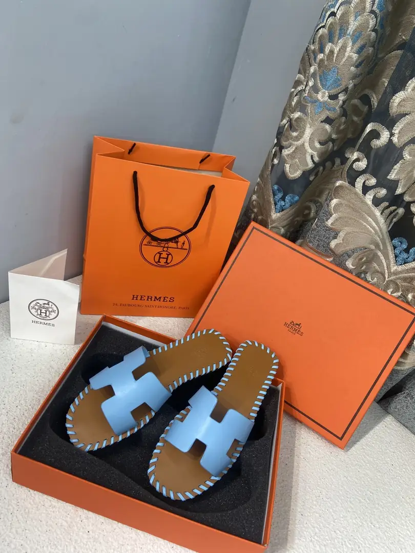 V2301-245.2💴36.06$Hermes gallery