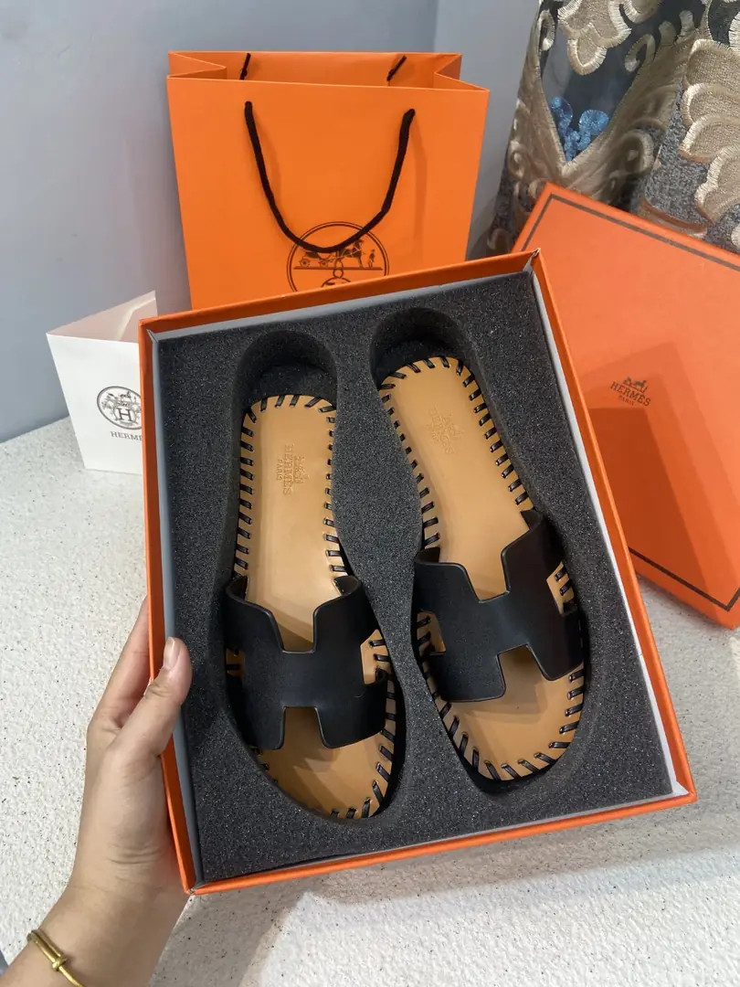 V2301-245.2💴36.06$Hermes gallery