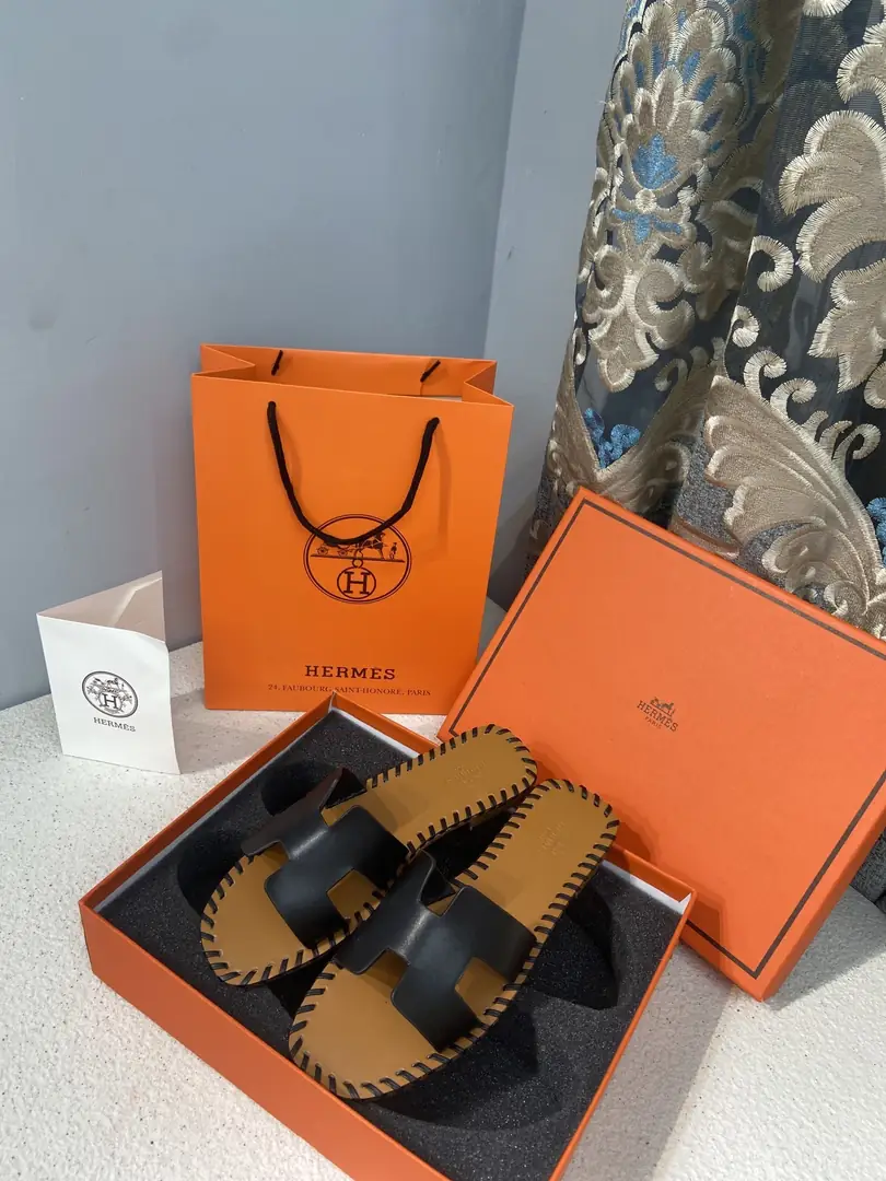 V2301-245.2💴36.06$Hermes gallery