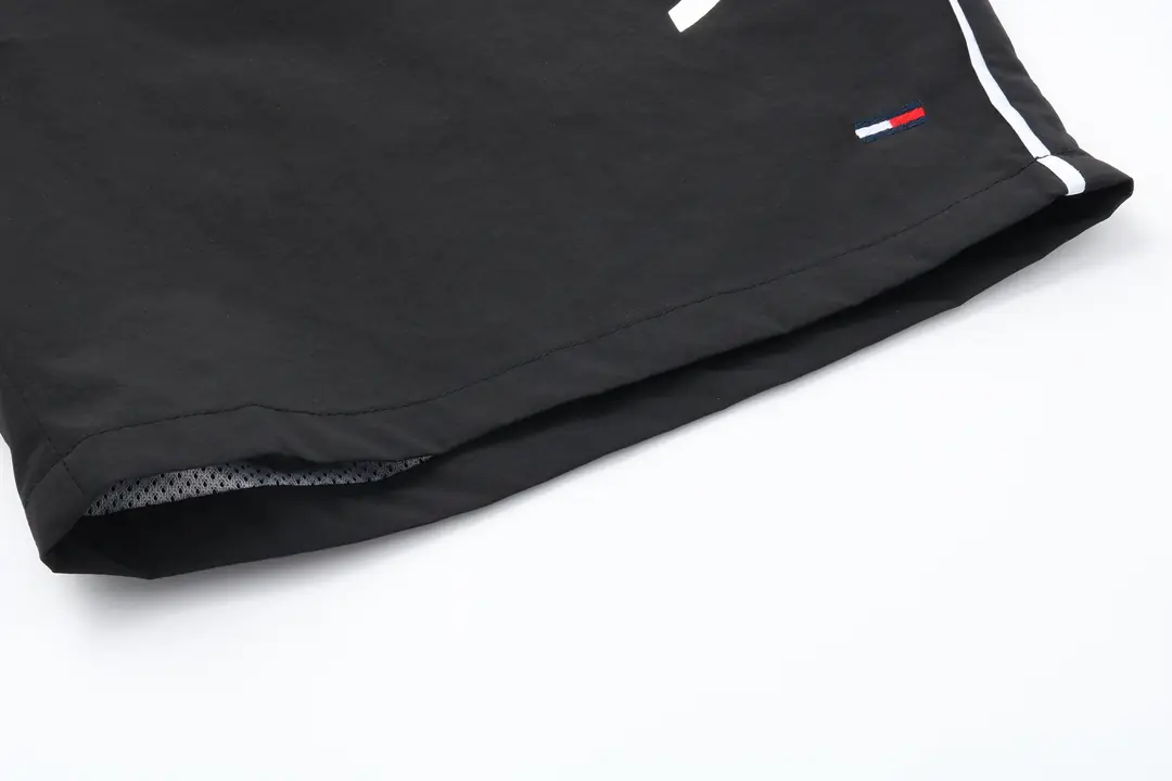 V2350-179.1💴26.88$tommy gallery