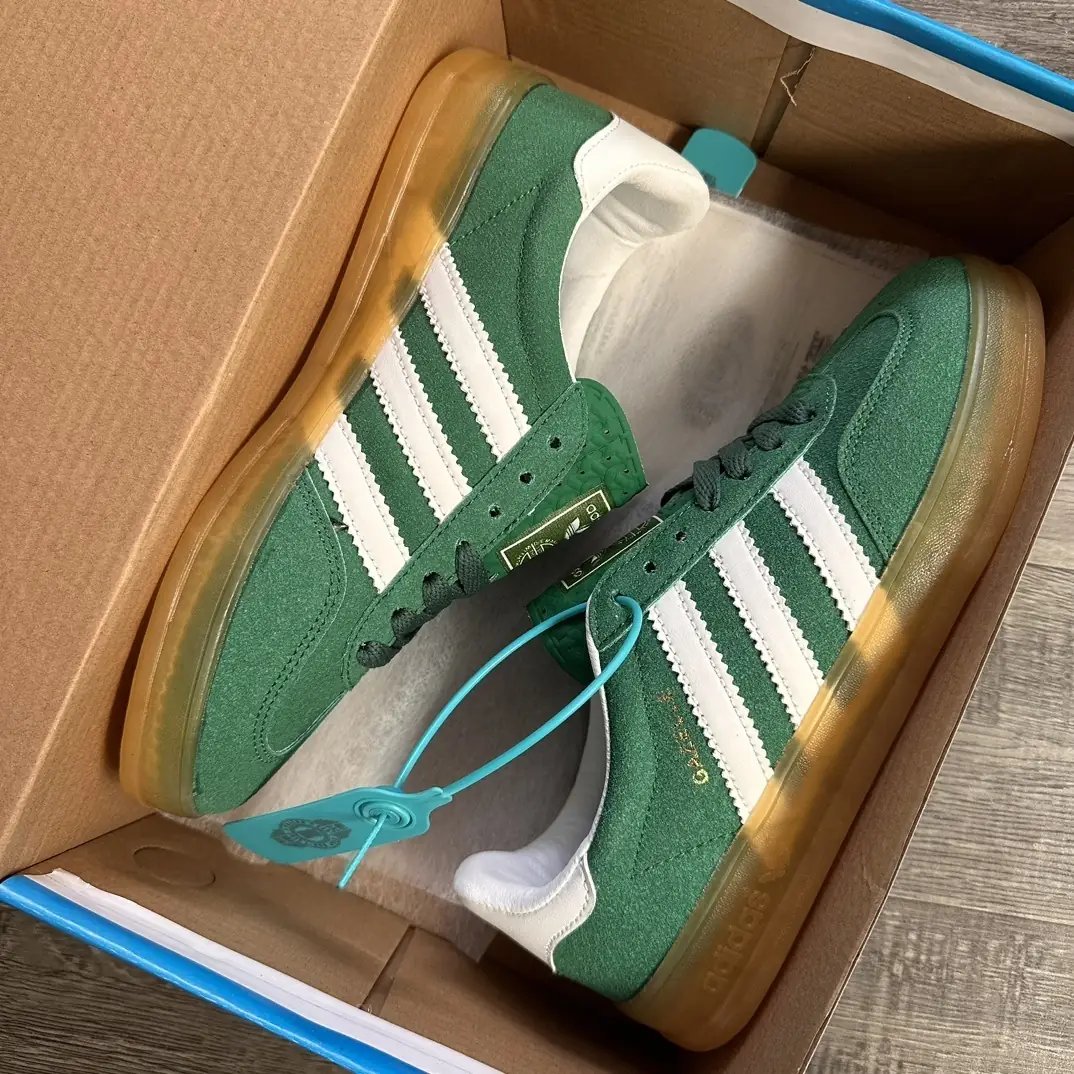 V2473-237.6💴33$adidas gallery