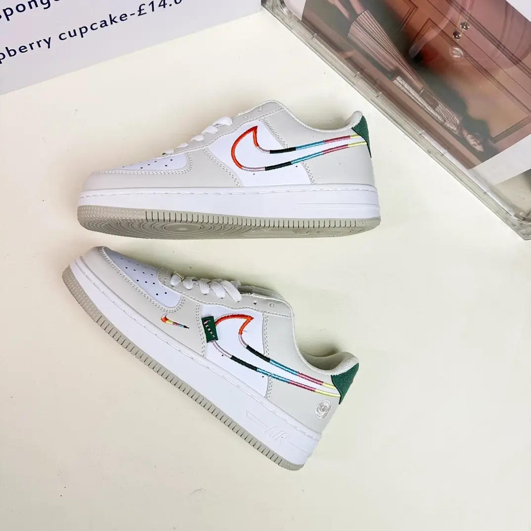 V2550-201.6💴32.99$NIKE gallery