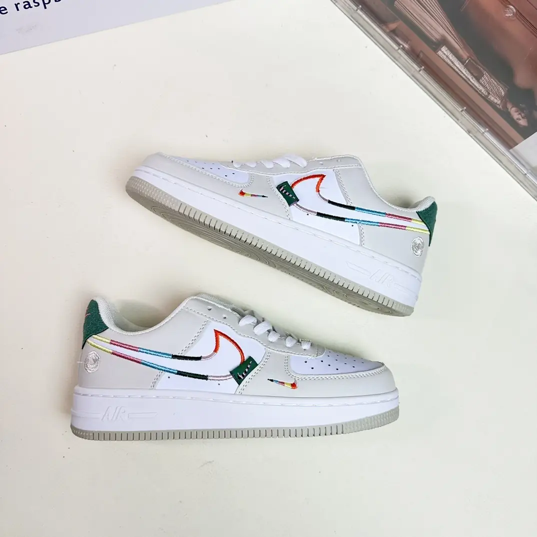 V2550-201.6💴32.99$NIKE gallery