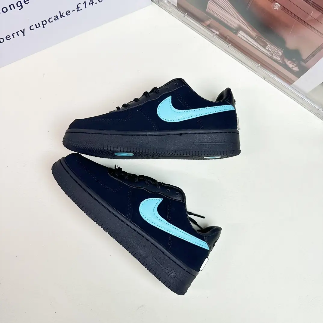 V2550-201.6💴32.99$NIKE gallery