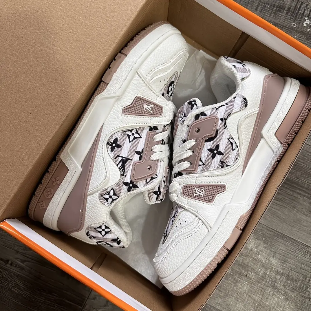 V2652-265.5💴40.88$LV gallery