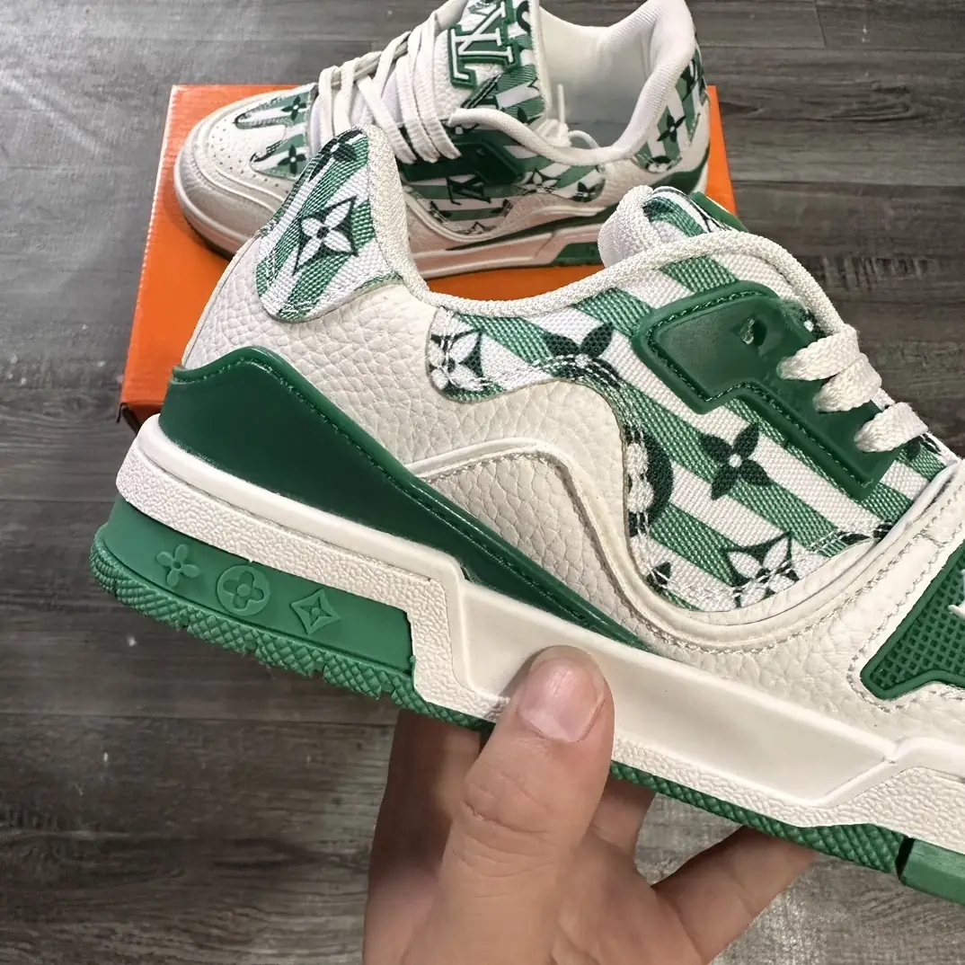 V2652-265.5💴40.88$LV gallery