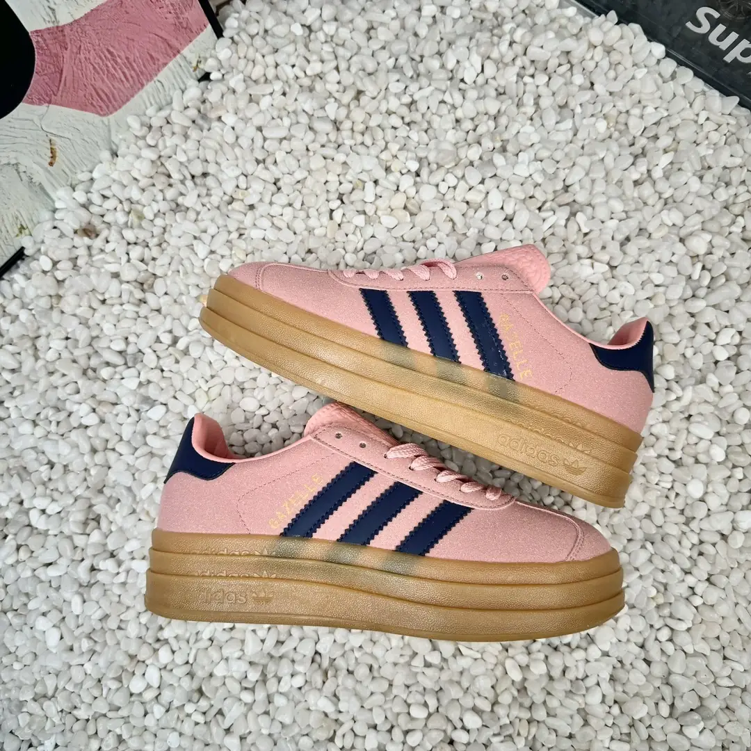 V2755-230.8💴36.06$adidas gallery