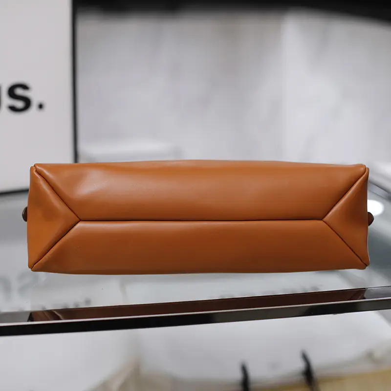 V2788-206💴28.68$PRADA gallery