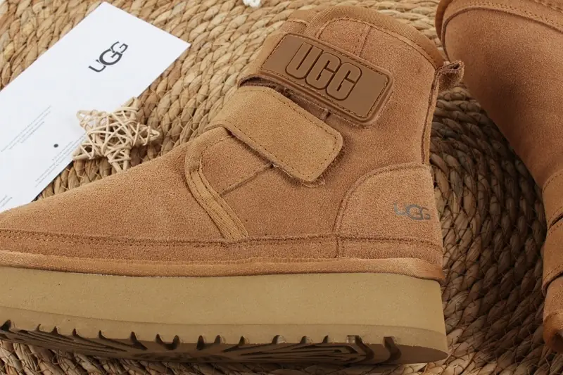 V2830-433💴58$UGG gallery