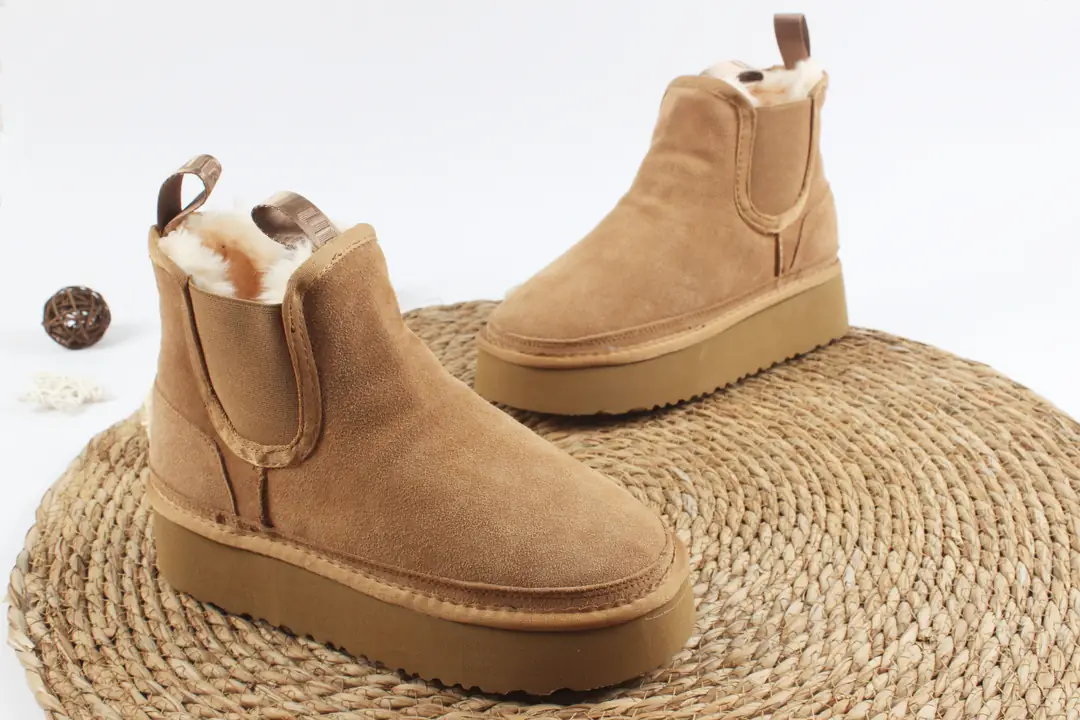 V2831-381.6💴58.11$UGG gallery