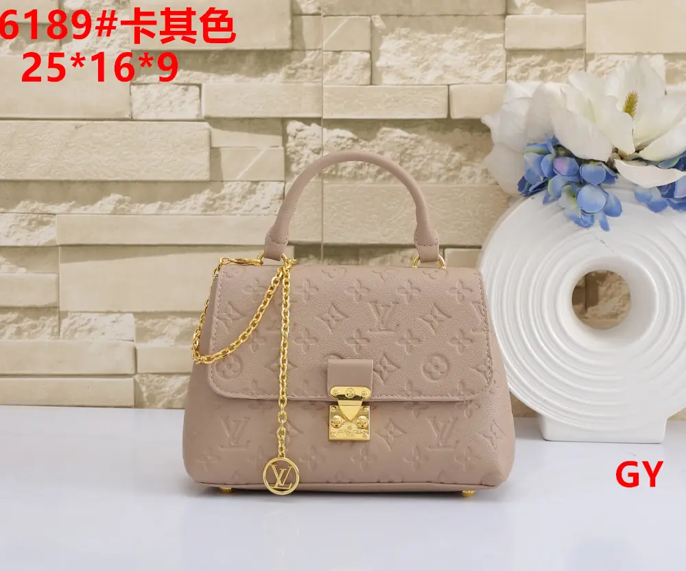 V2838-229💴36$LV gallery