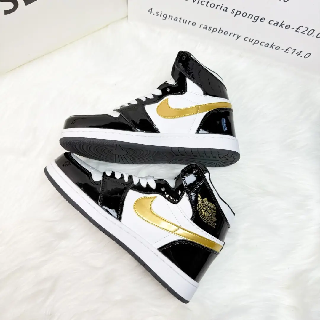 V2847-215.8💴29.98$NIKE gallery