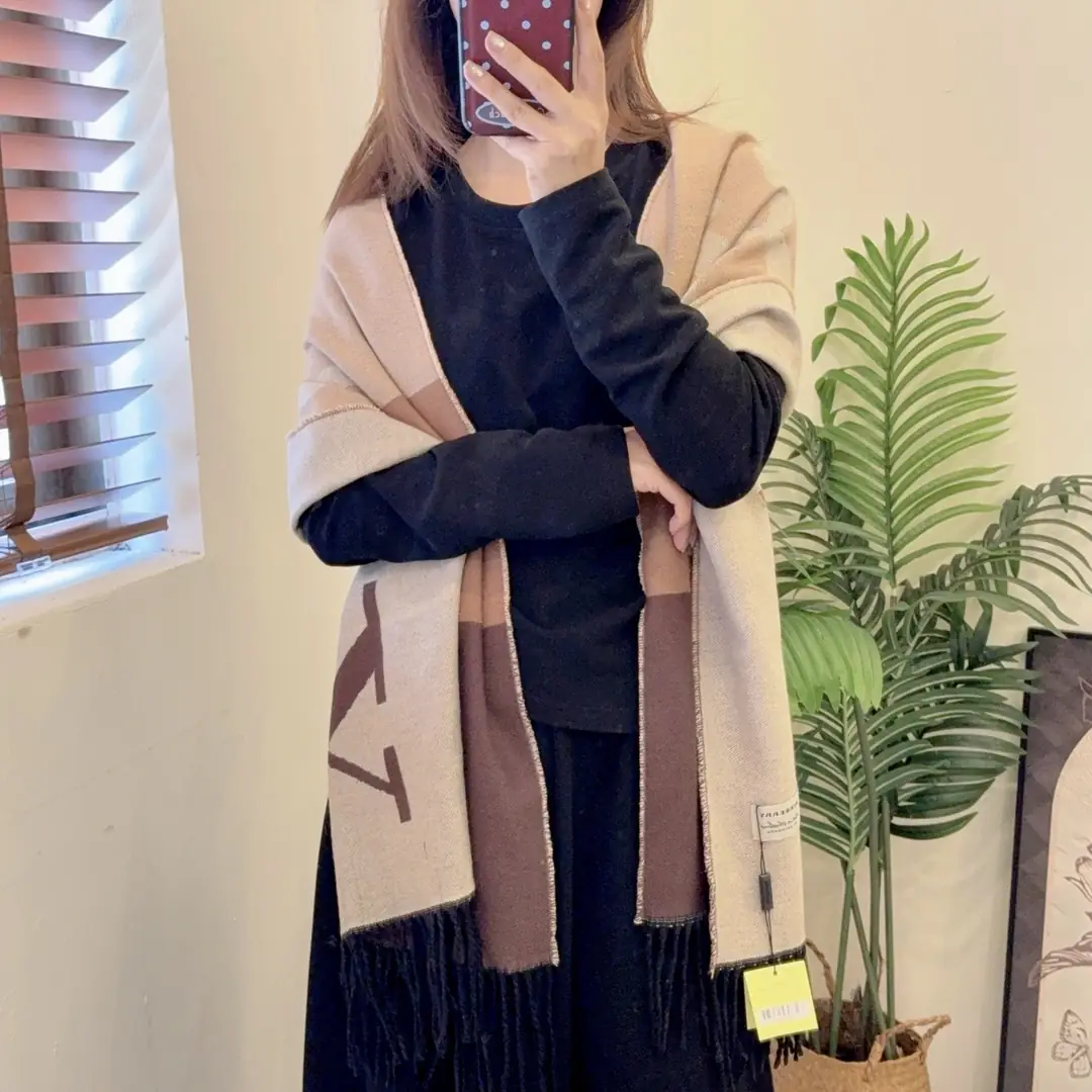 V2916-💴28.88$BURBERRY gallery