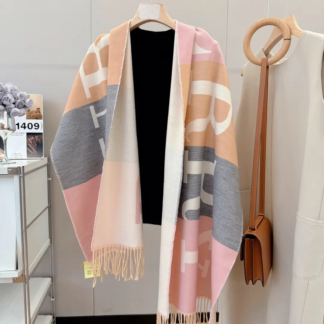 V2916-💴28.88$BURBERRY gallery