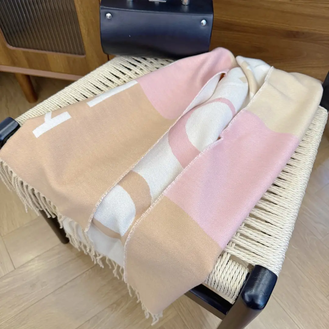 V2916-💴28.88$BURBERRY gallery