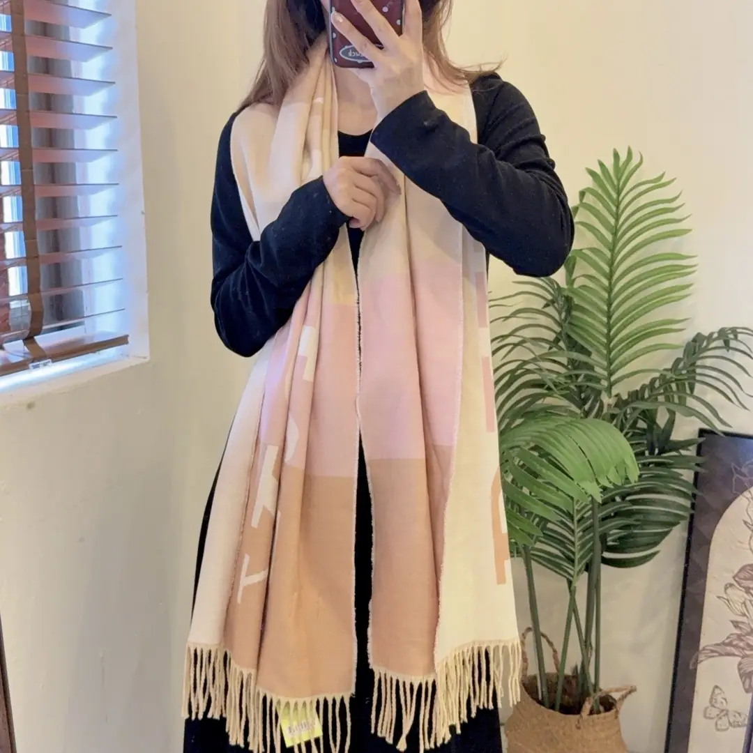 V2916-💴28.88$BURBERRY gallery