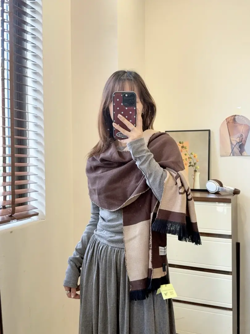 V2919-💴29.55$BURBERRY gallery