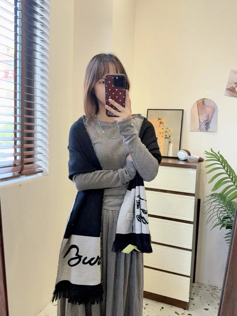 V2919-💴29.55$BURBERRY gallery