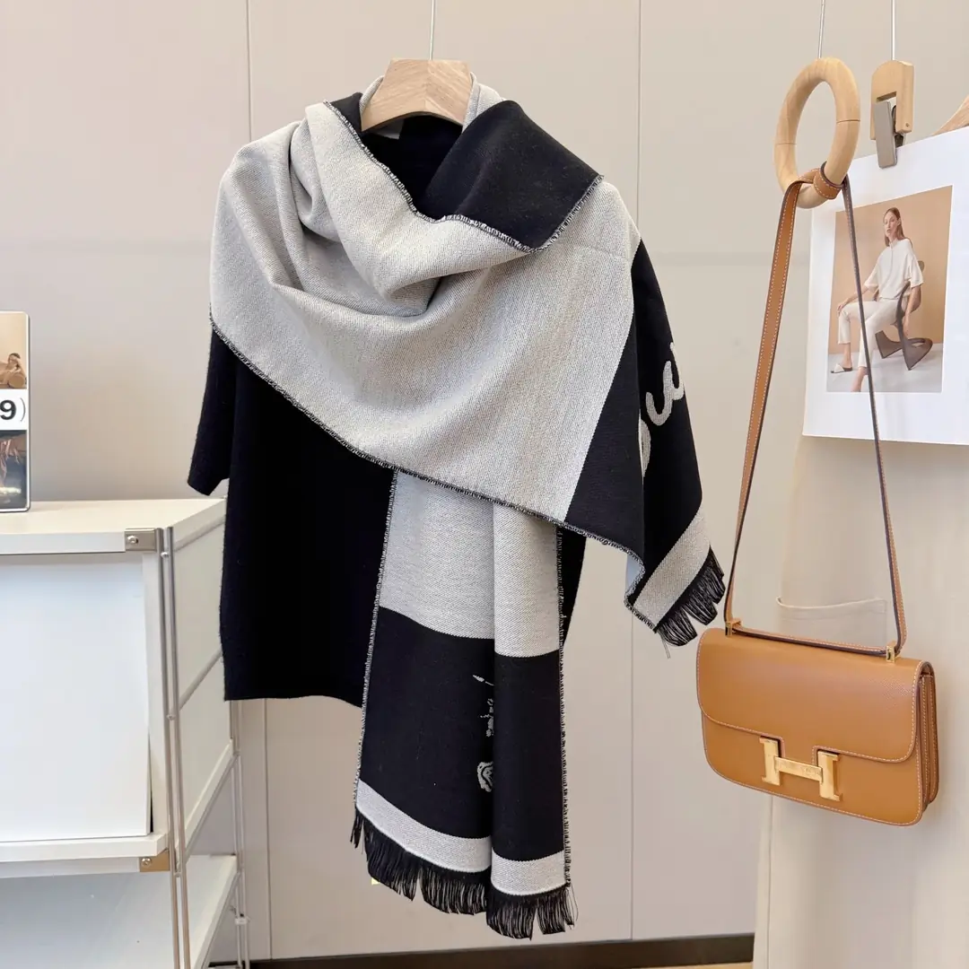 V2919-💴29.55$BURBERRY gallery