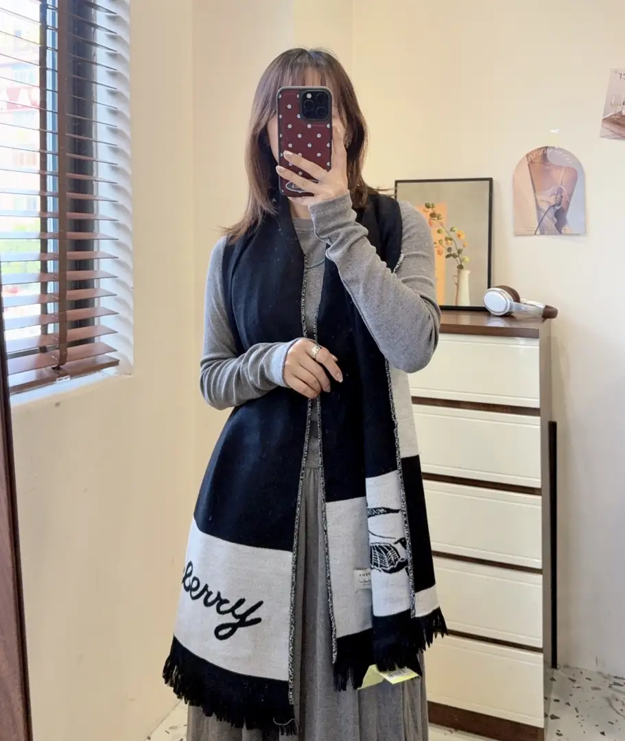 V2919-💴29.55$BURBERRY gallery