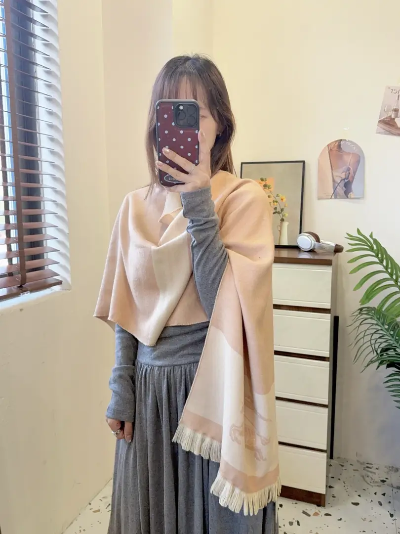 V2919-💴29.55$BURBERRY gallery