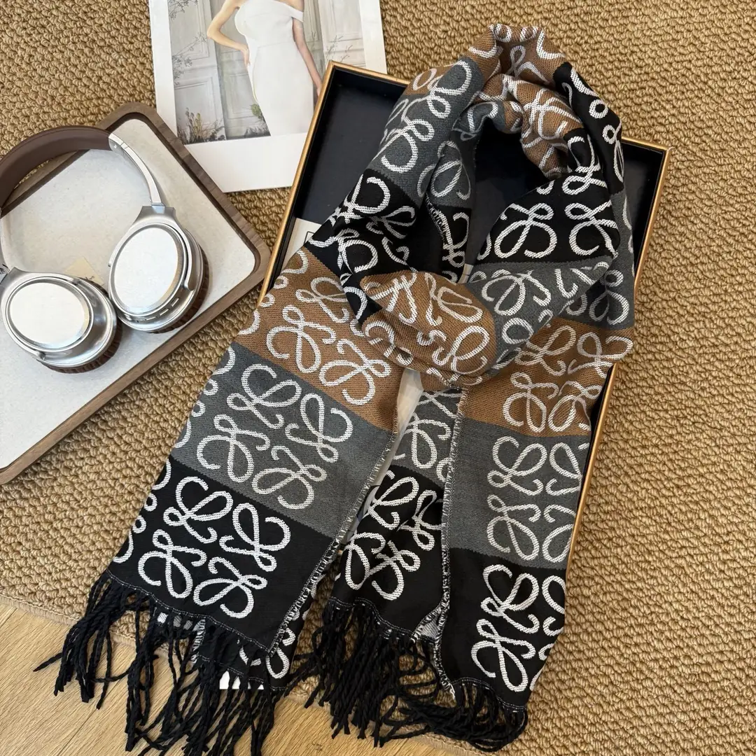 V2921-💴29.33$LOEWE gallery