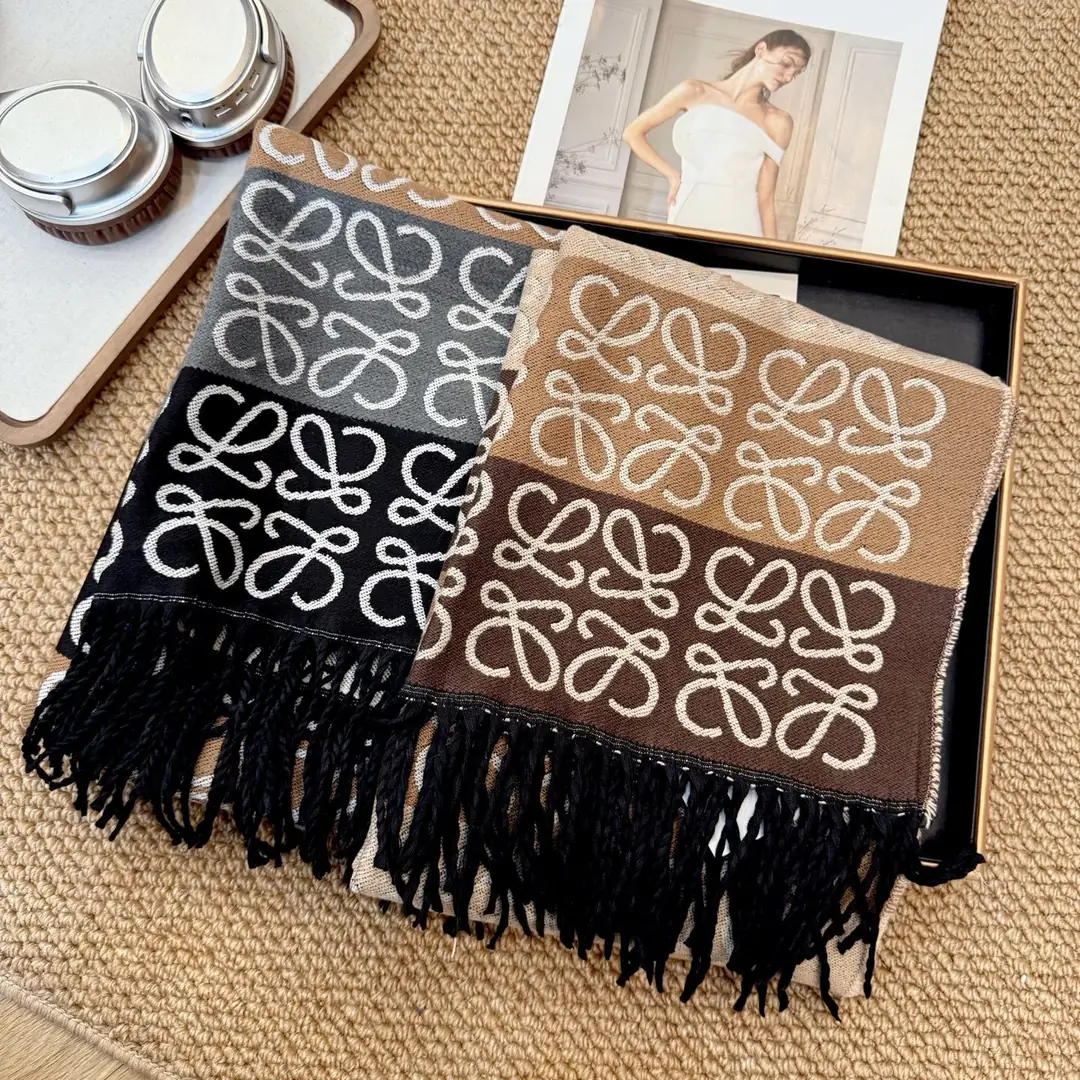 V2921-💴29.33$LOEWE gallery