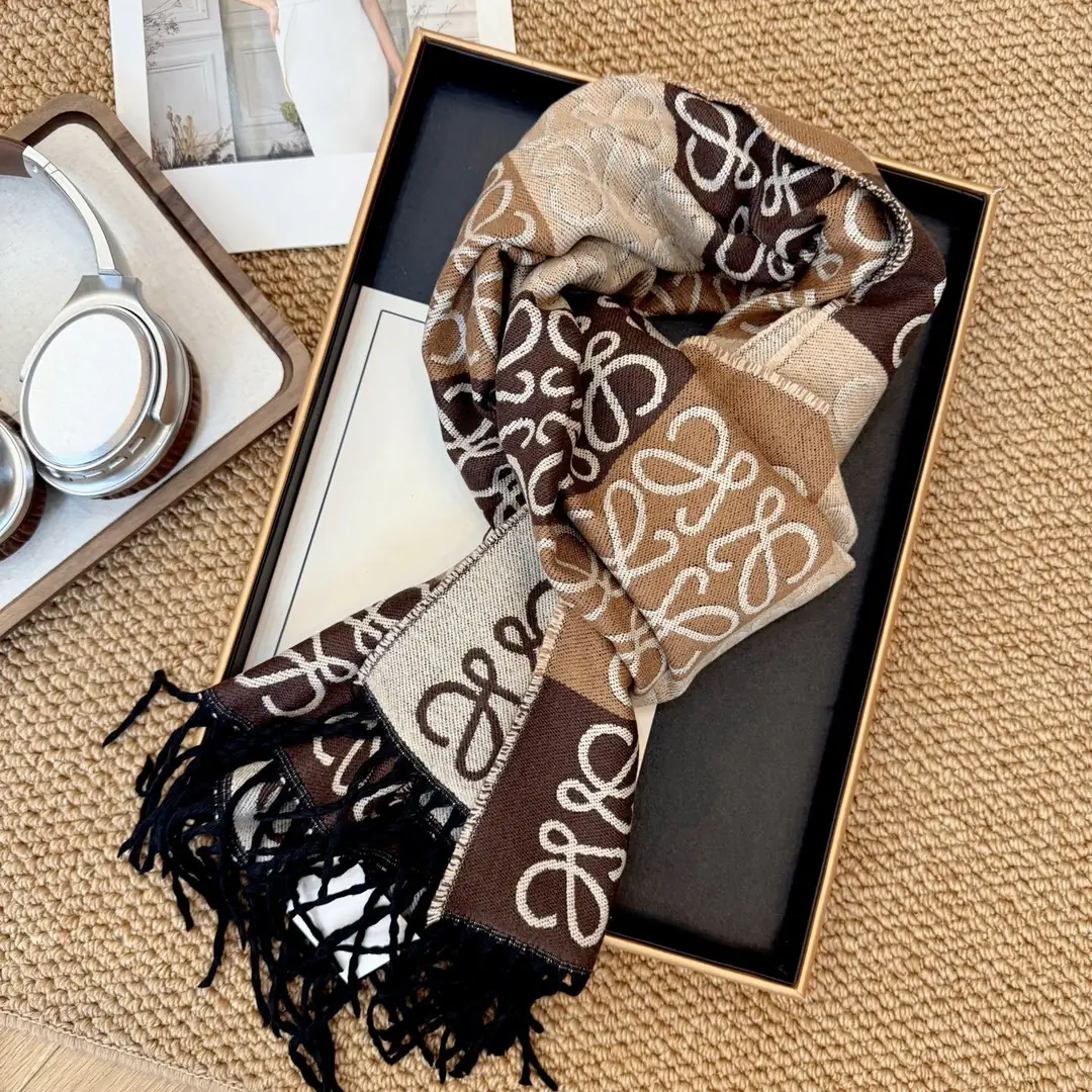 V2921-💴29.33$LOEWE gallery