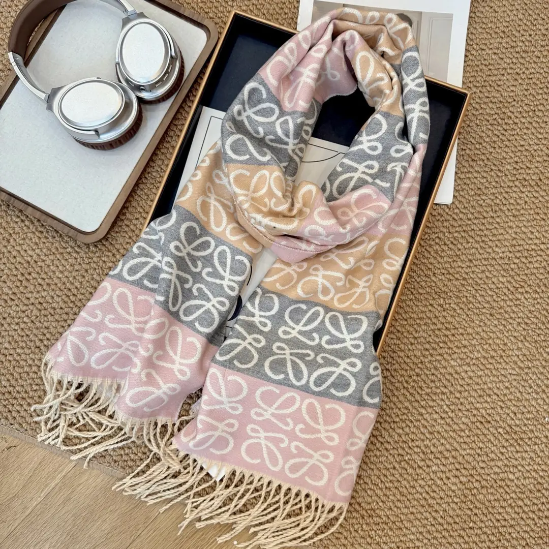 V2921-💴29.33$LOEWE gallery