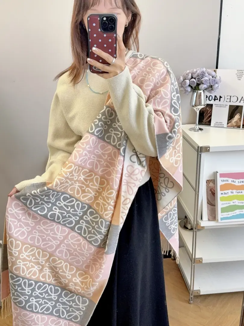 V2921-💴29.33$LOEWE gallery