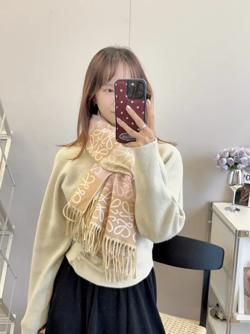 V2921-💴29.33$LOEWE gallery