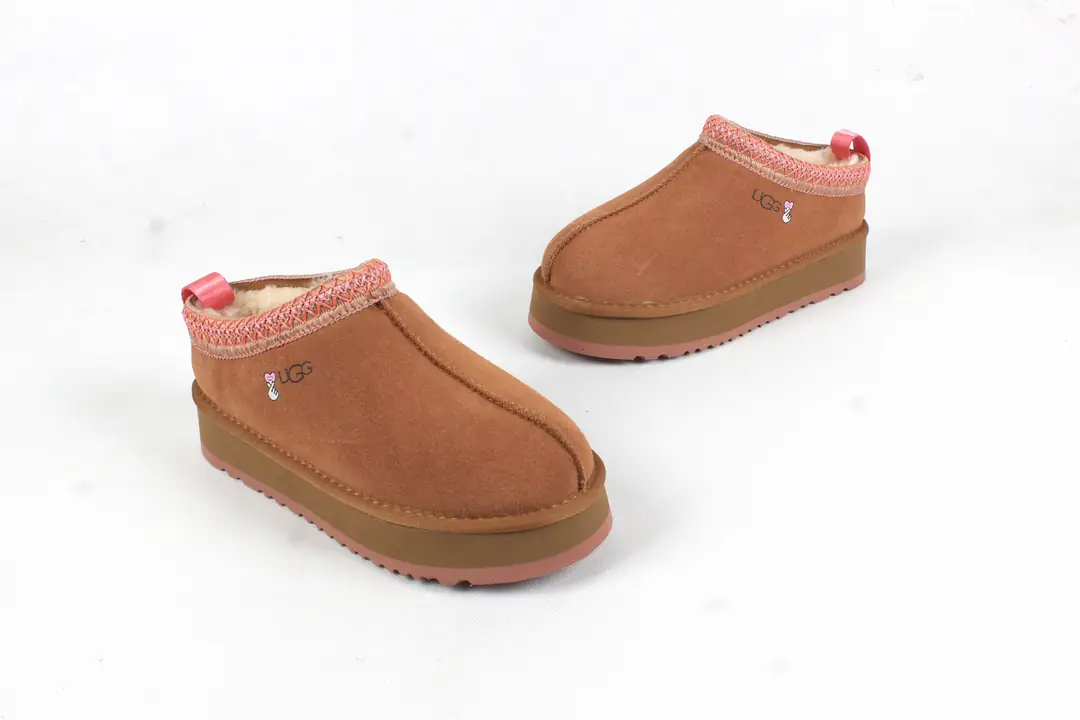 V2924-💴46.78$UGG gallery