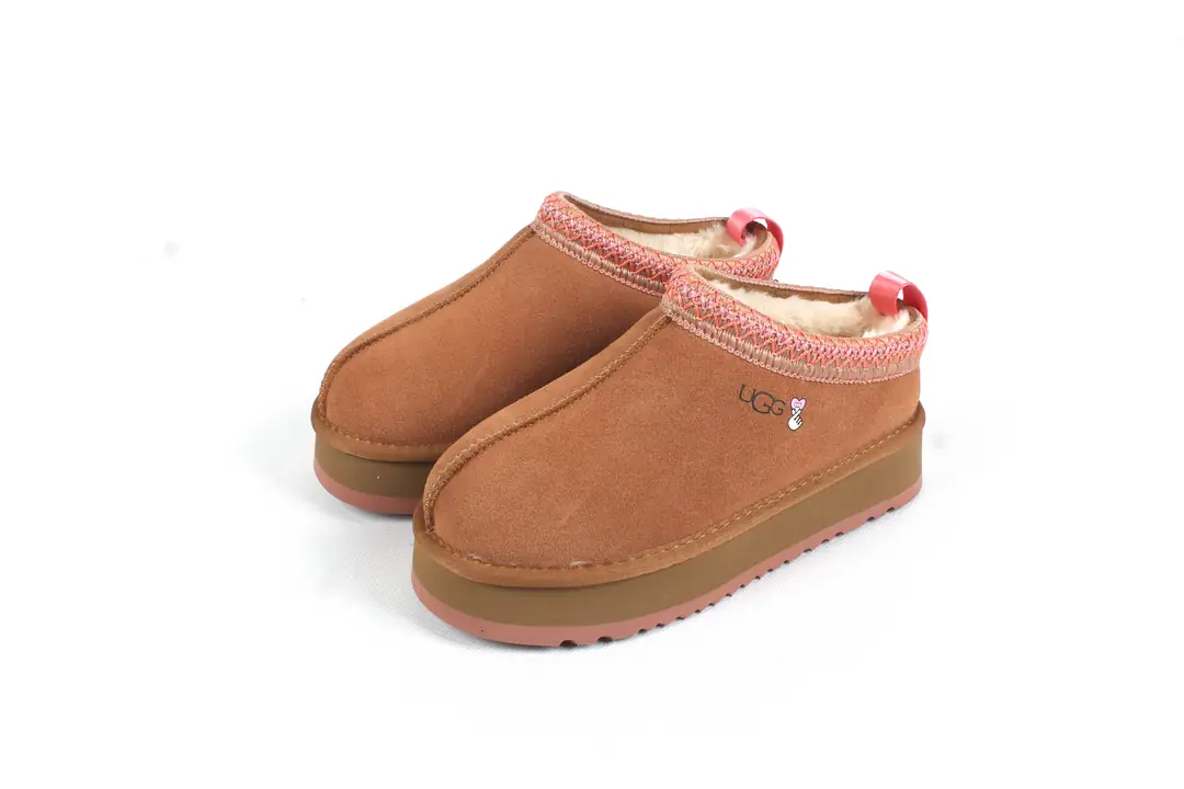 V2924-💴46.78$UGG gallery