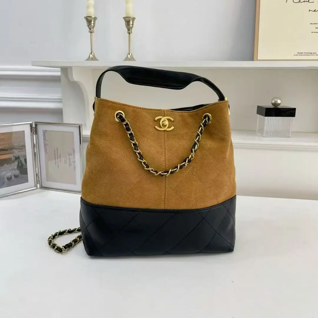 V2947-💴36.55$CH gallery