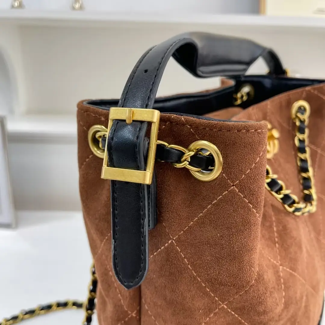 V2947-💴36.55$CH gallery