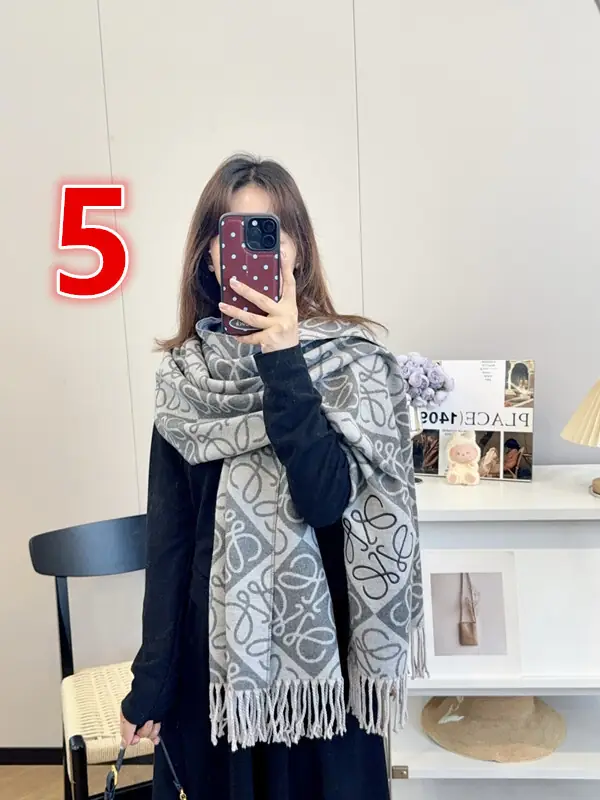 V2950-💴25.98$LOEWE gallery