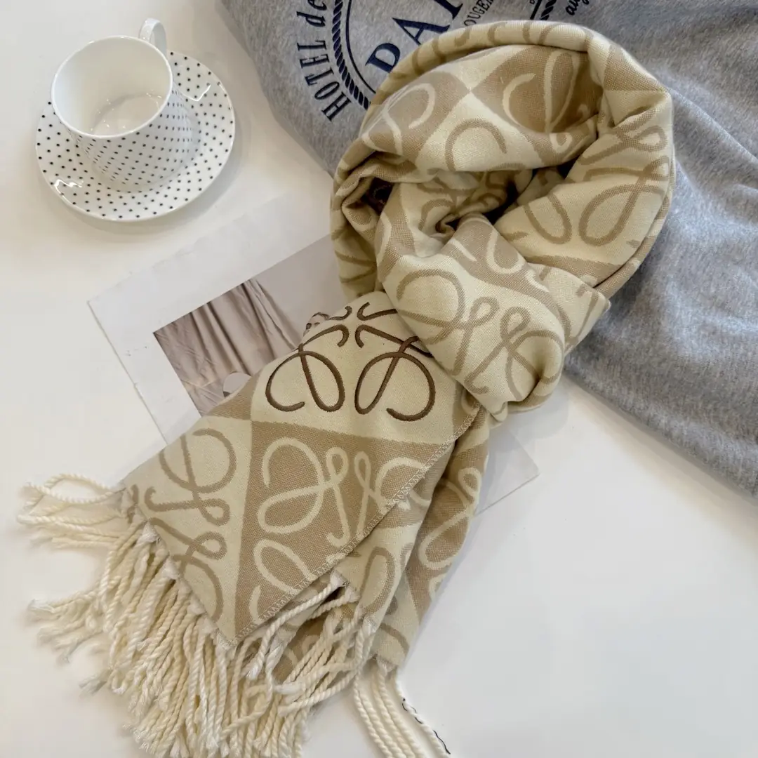 V2950-💴25.98$LOEWE gallery