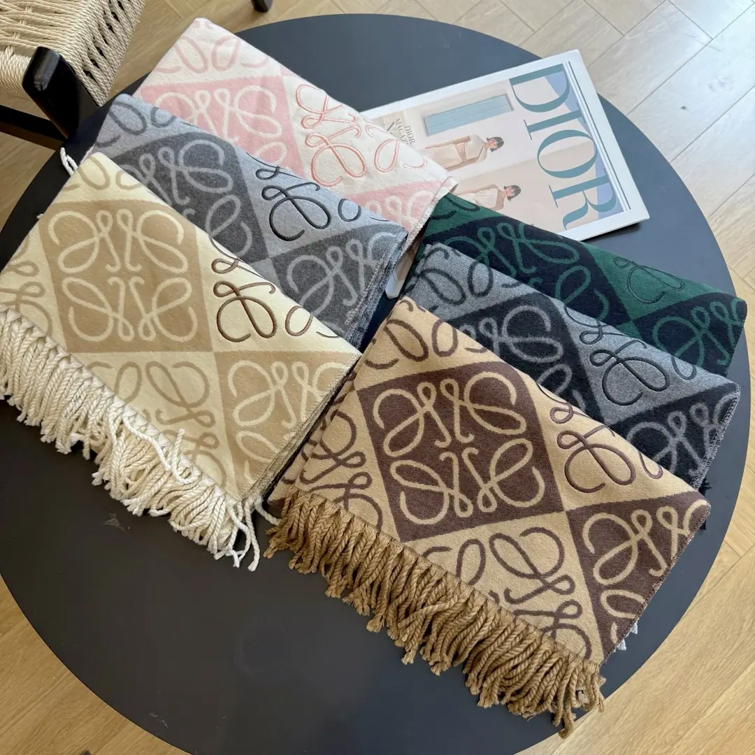 V2950-💴25.98$LOEWE gallery