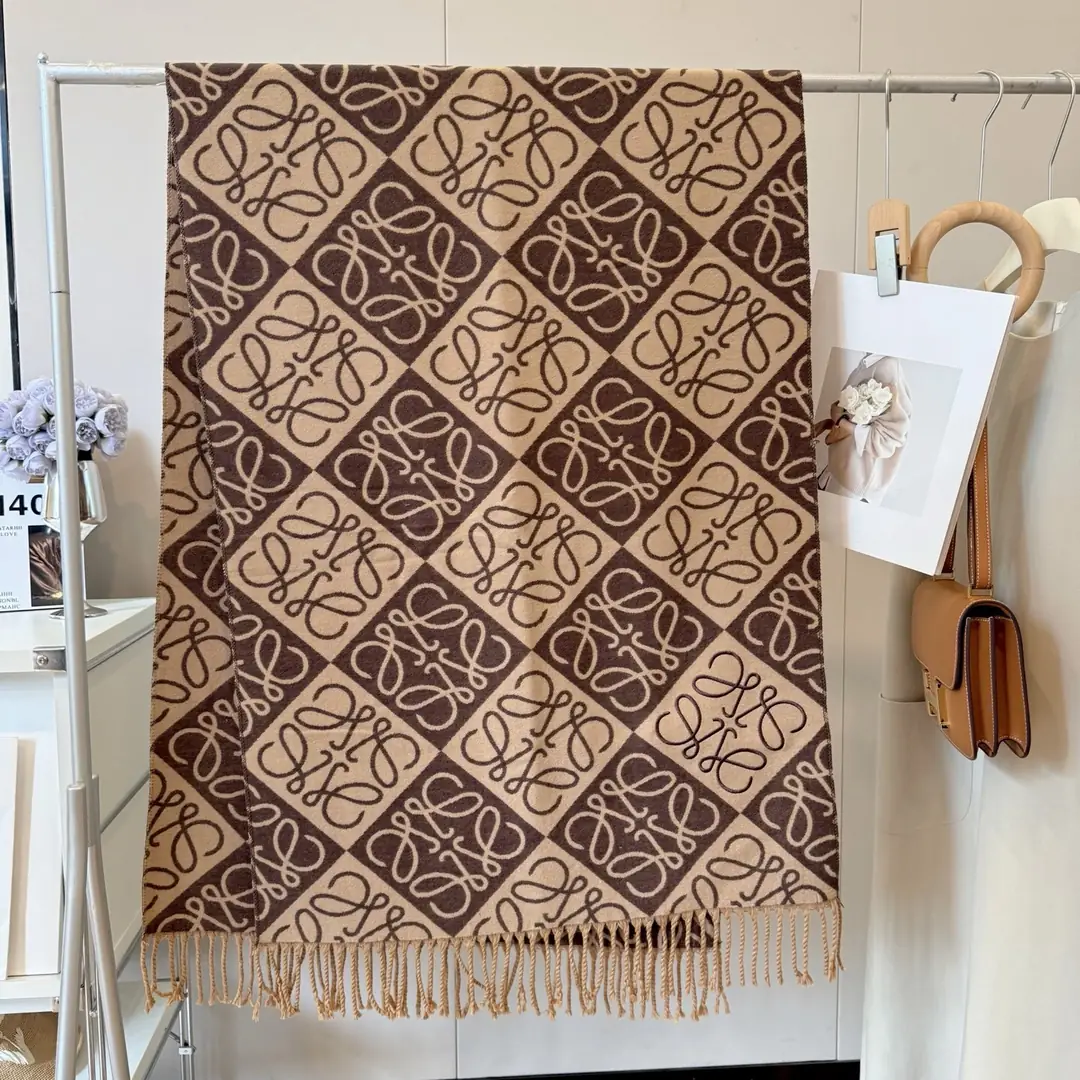 V2950-💴25.98$LOEWE gallery