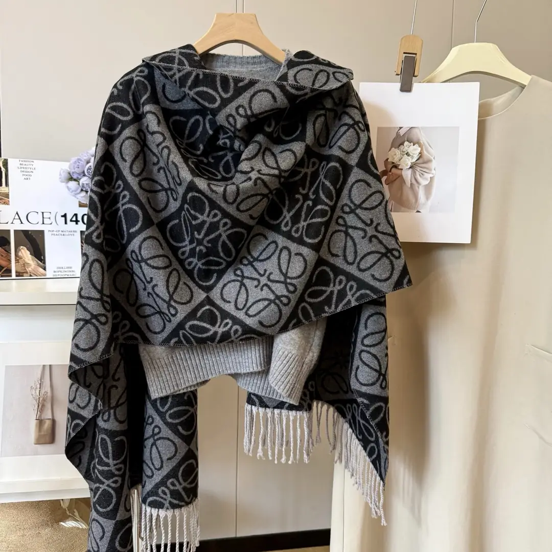 V2950-💴25.98$LOEWE gallery