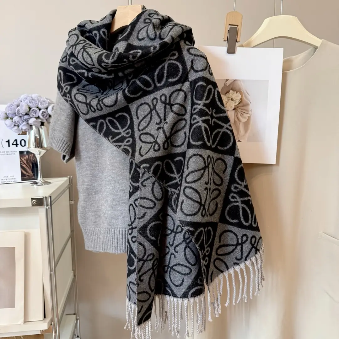 V2950-💴25.98$LOEWE gallery