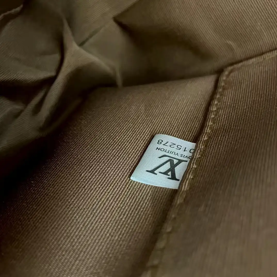 V2956-💴29.55$LV gallery