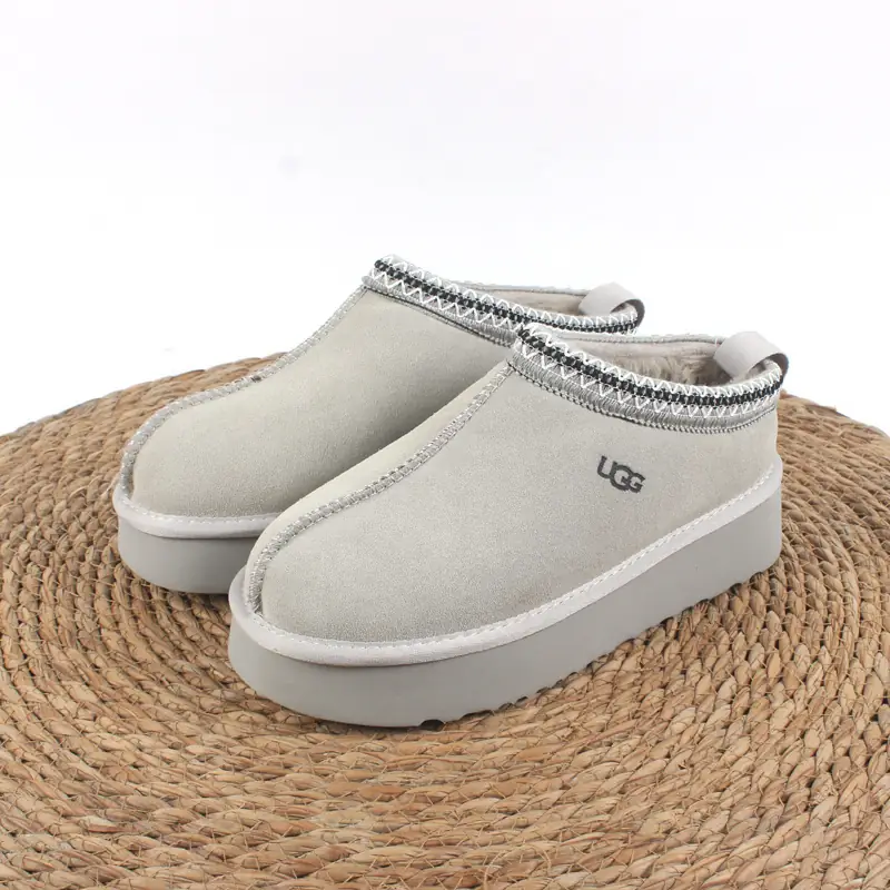V2957-💴48.98$UGG gallery