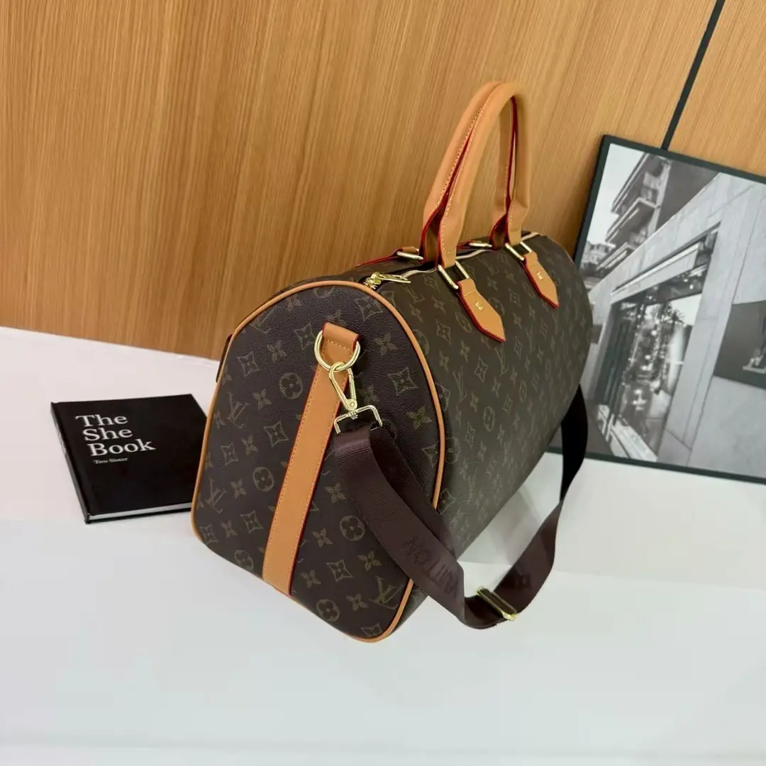 V2975-💴35.99$LV gallery