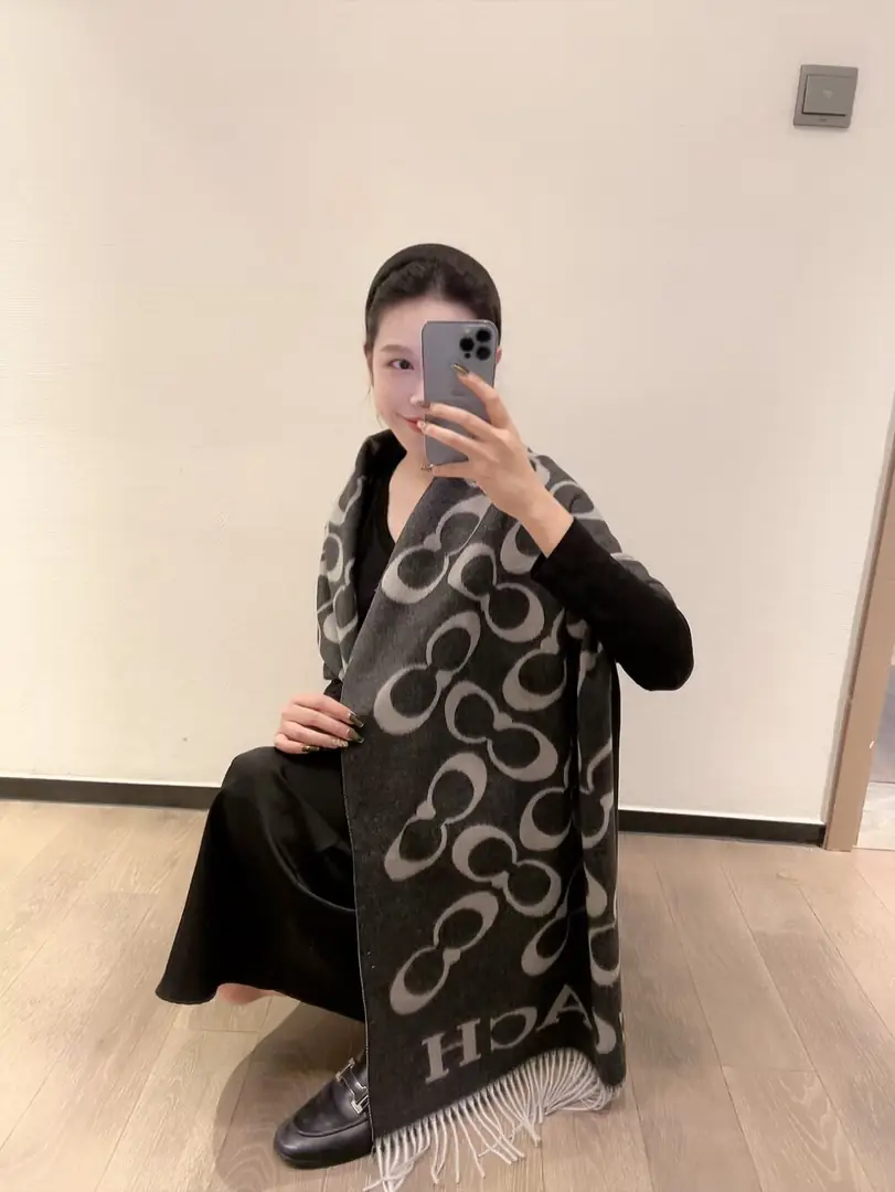 V2981-💴28.33$Coach gallery